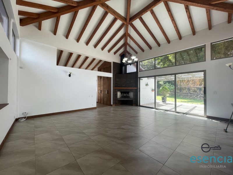 Casa-Finca en Arriendo en El Retiro