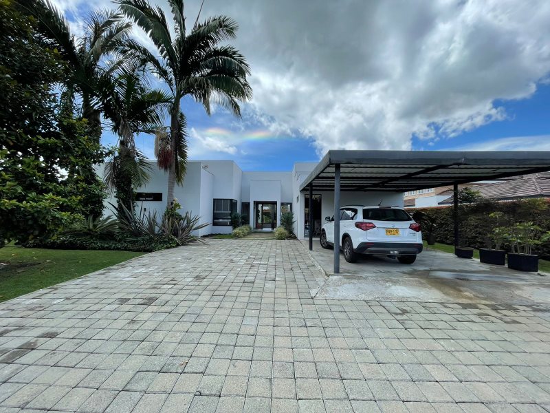Casa-Finca en Arriendo en Llano Grande