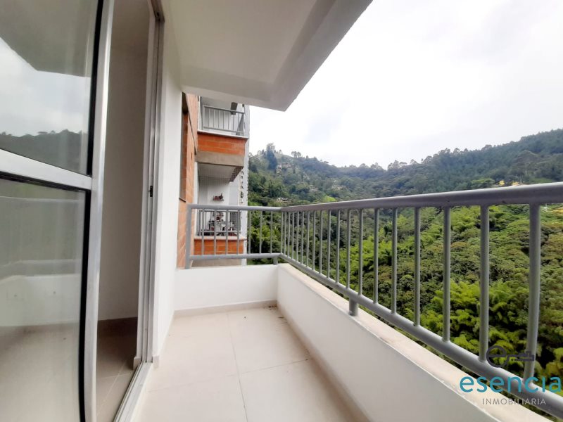 Apartamento en Arriendo en Las Lomitas